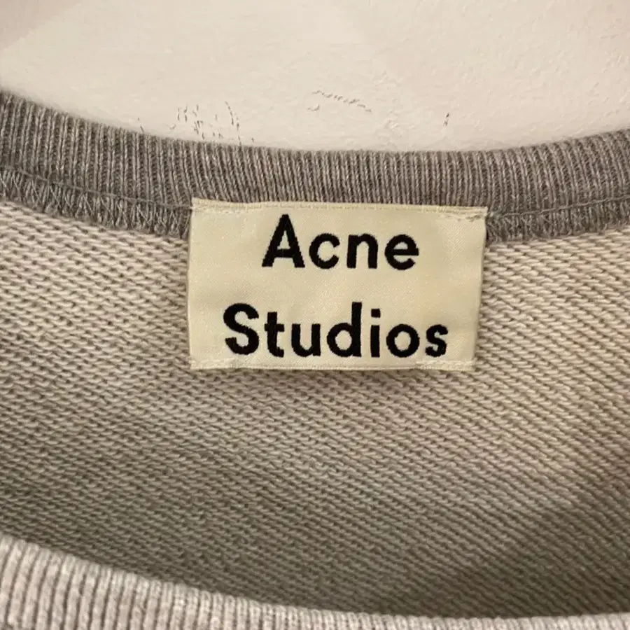 (미중고) 아크네 스튜디오 크루넥 S 맨투맨 acne studios