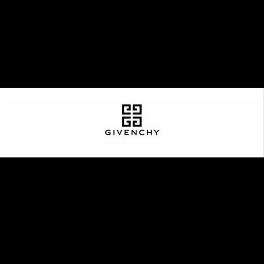 지방시 GIVENCHY 클러치백 플라워마리아 (정품) 팝니다