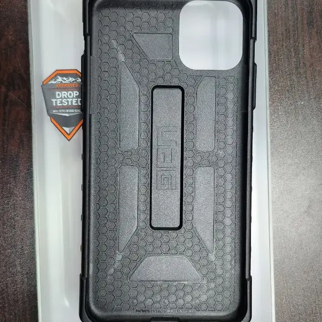 UAG 패스파인더 케이스 아이폰 11 프로 맥스 블랙색상