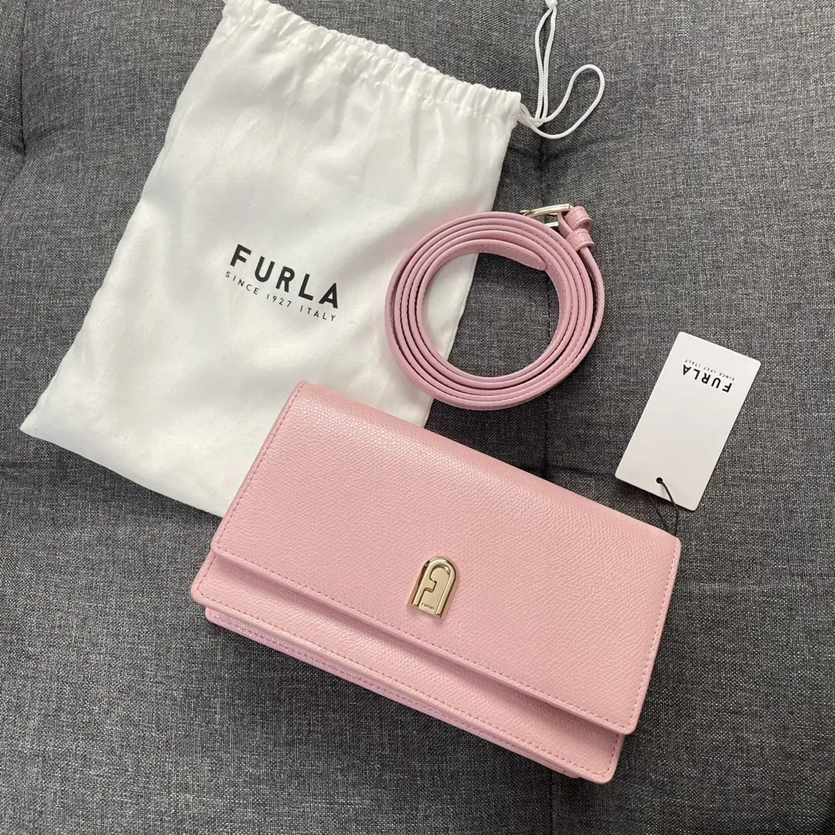 FURLA 훌라 크로스백 핑크 새상품