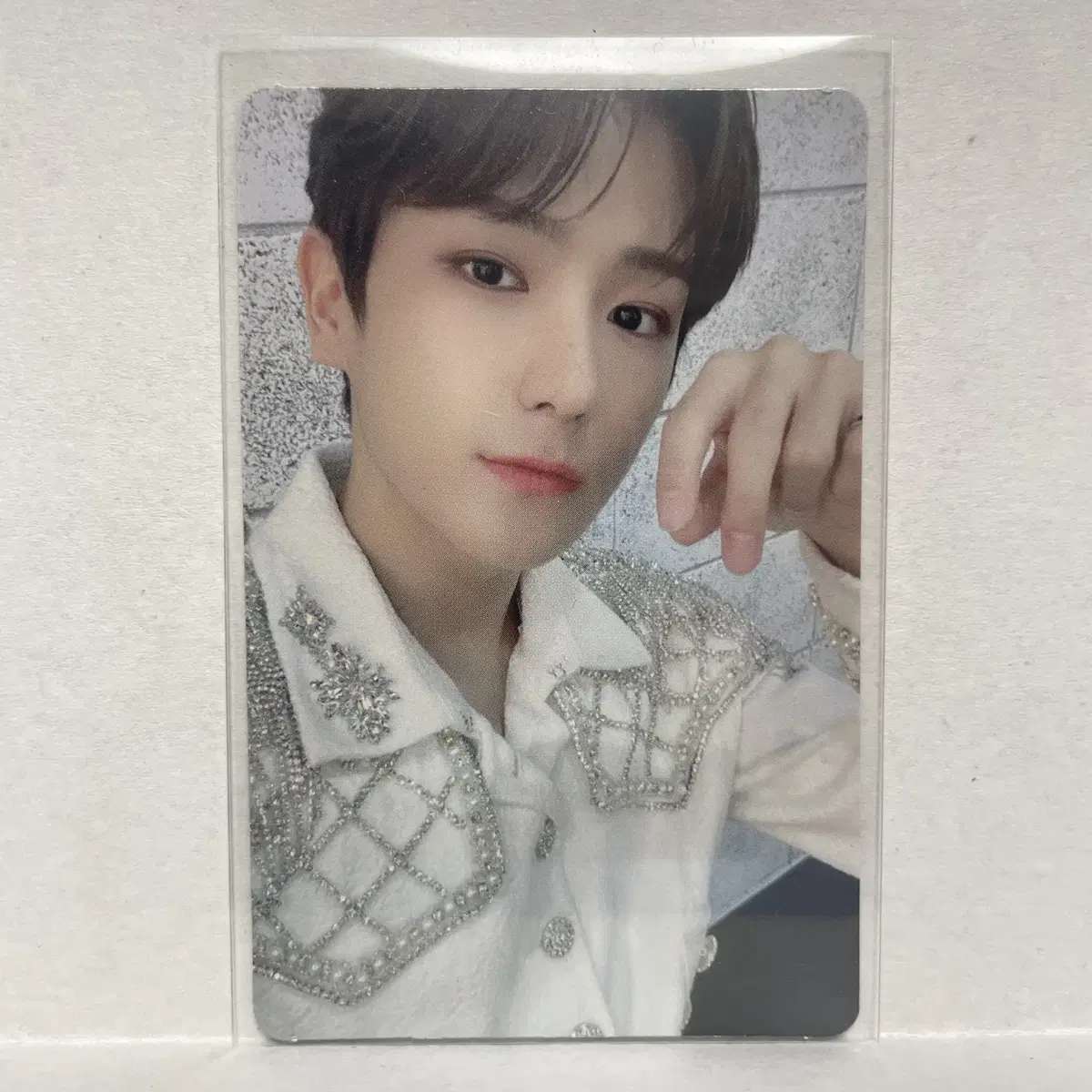 The Boyz hyunjae Rotookin' acrylic stand Photo kard Photocard