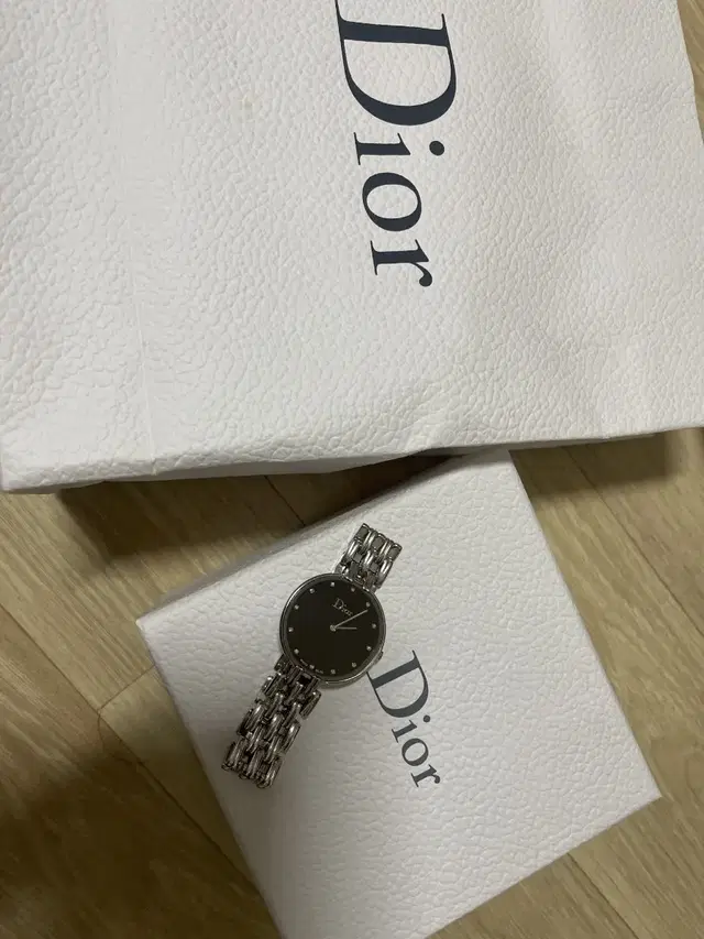 디올 DIOR 여성시계