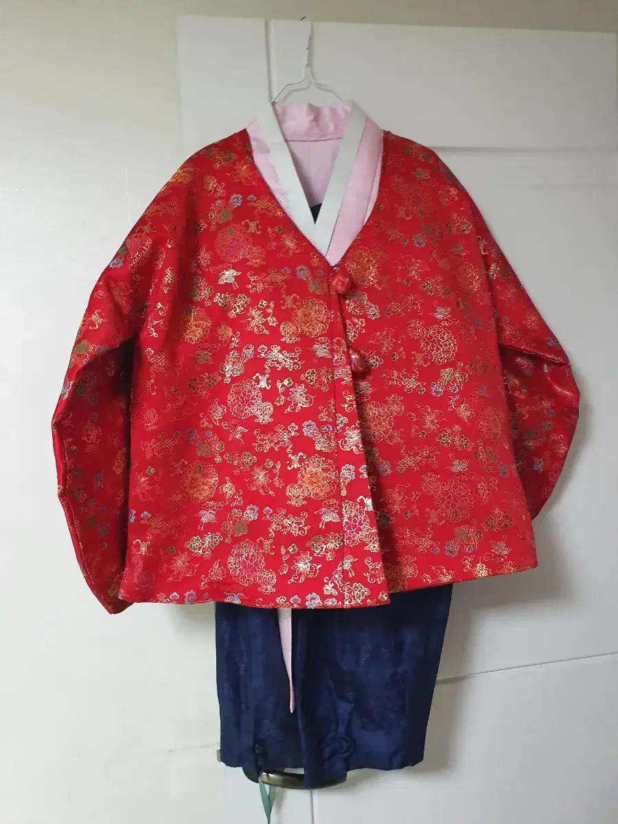 Back width of hanbok 56