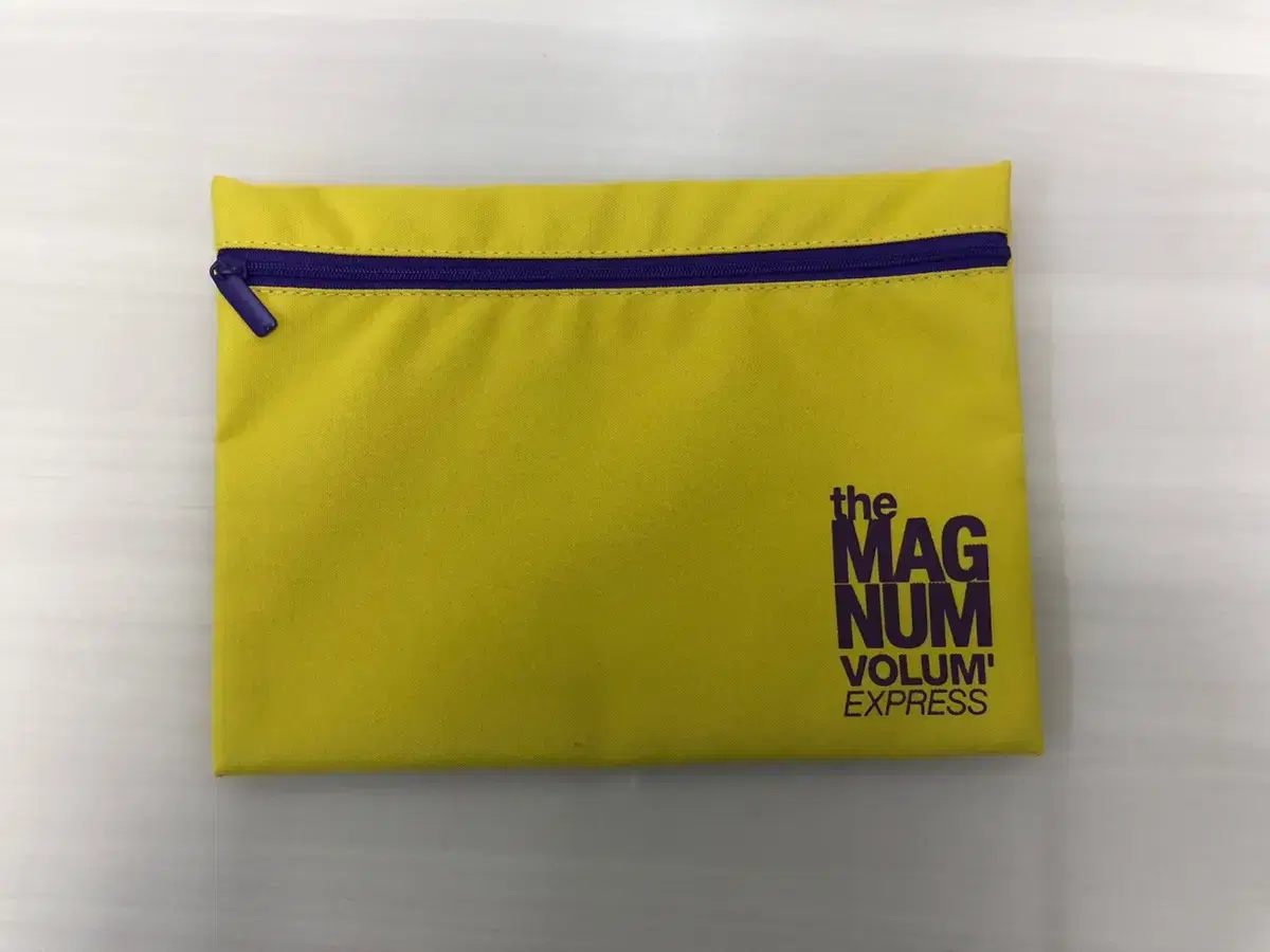 Maybelline Pouch Cosmetic pouch