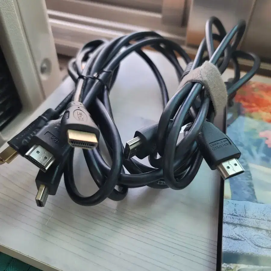 hdmi 선 2개