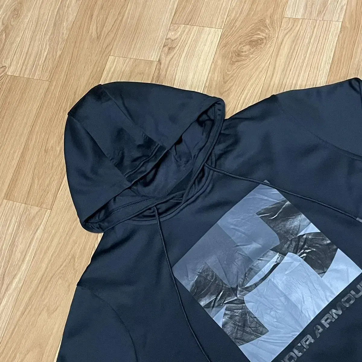 [L] Under Armour Big Logo Black Jersey Hoodie