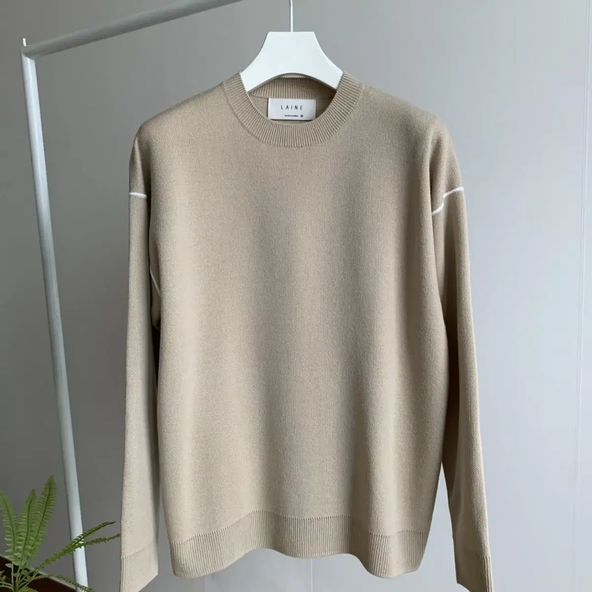 [ 번장단독 SALE 10.900 ] LAINE 암홀라인 자가드니트