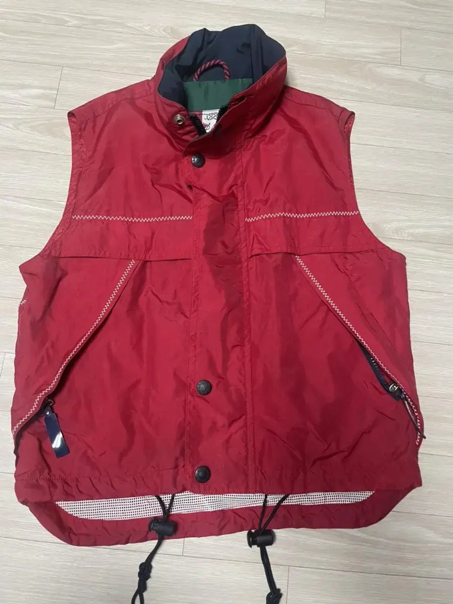 Brentano Zip-up vest size 95