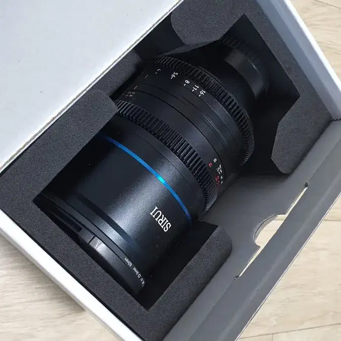 소니 FE 시루이 50mm T2.9 풀프레임 애너모픽 렌즈