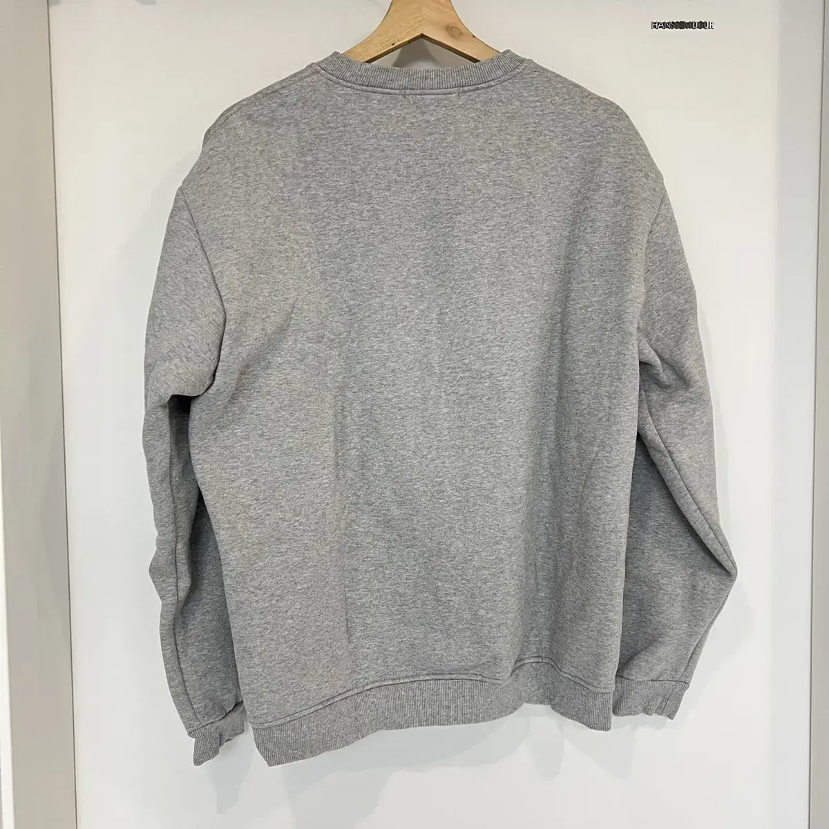 [M] 에이카화이트 BRUSHED BASIC SWEATSHIRT-GREY