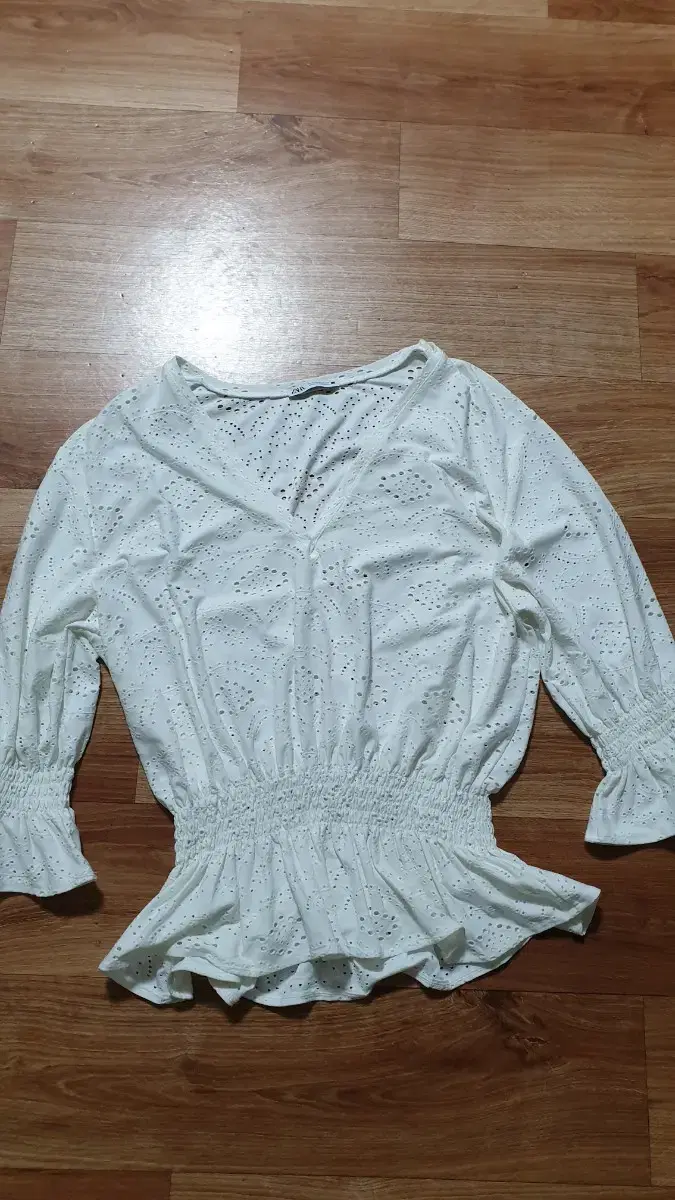 Zara punching blouse s