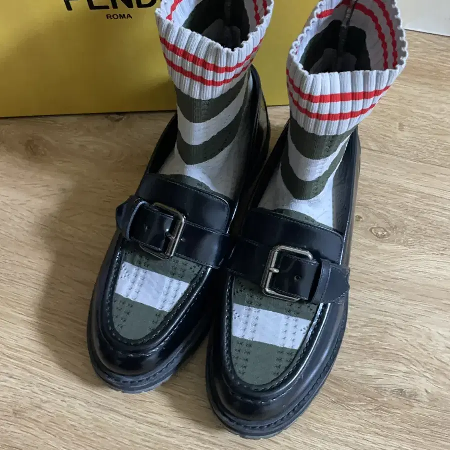 fendi scuba loafer 펜디 스쿠바 삭스 로퍼 230 36