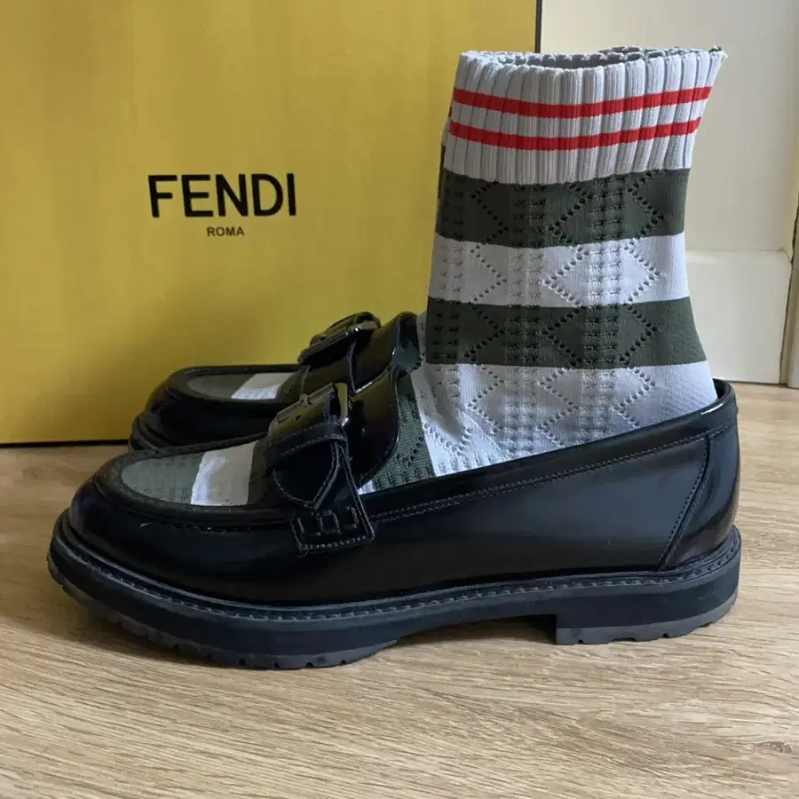 fendi scuba loafer 펜디 스쿠바 삭스 로퍼 230 36