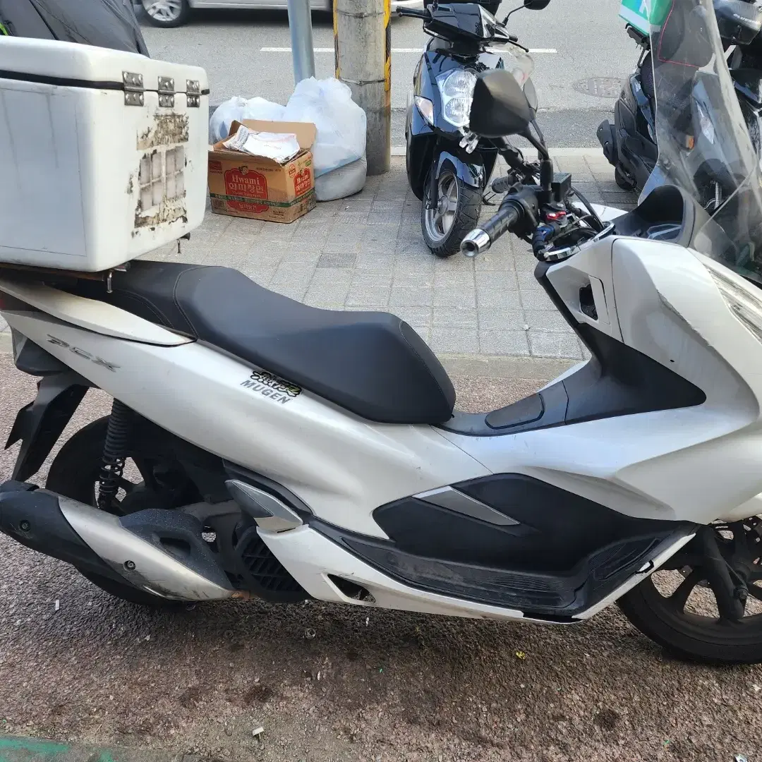 pcx19년식 판매합니다