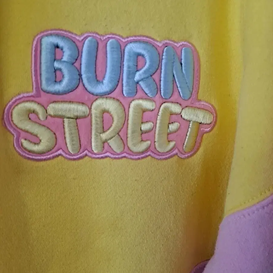 Burn Street 후드  티셔츠