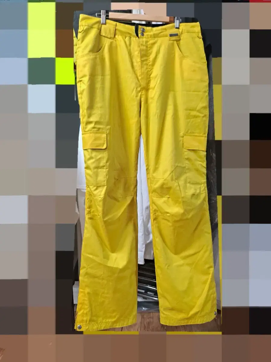 GRENADE ski pants (size 34-36)