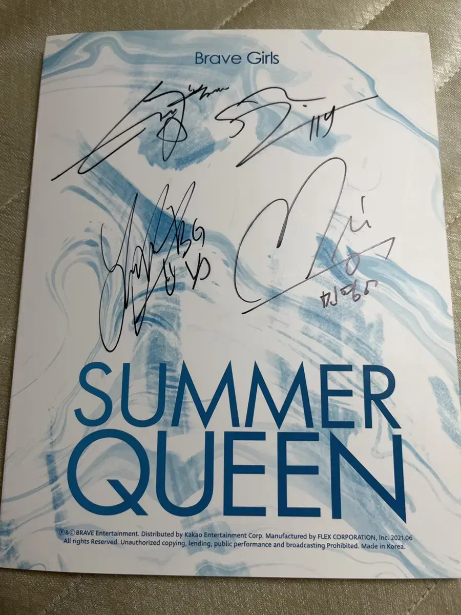 Brave Girls autographed album.