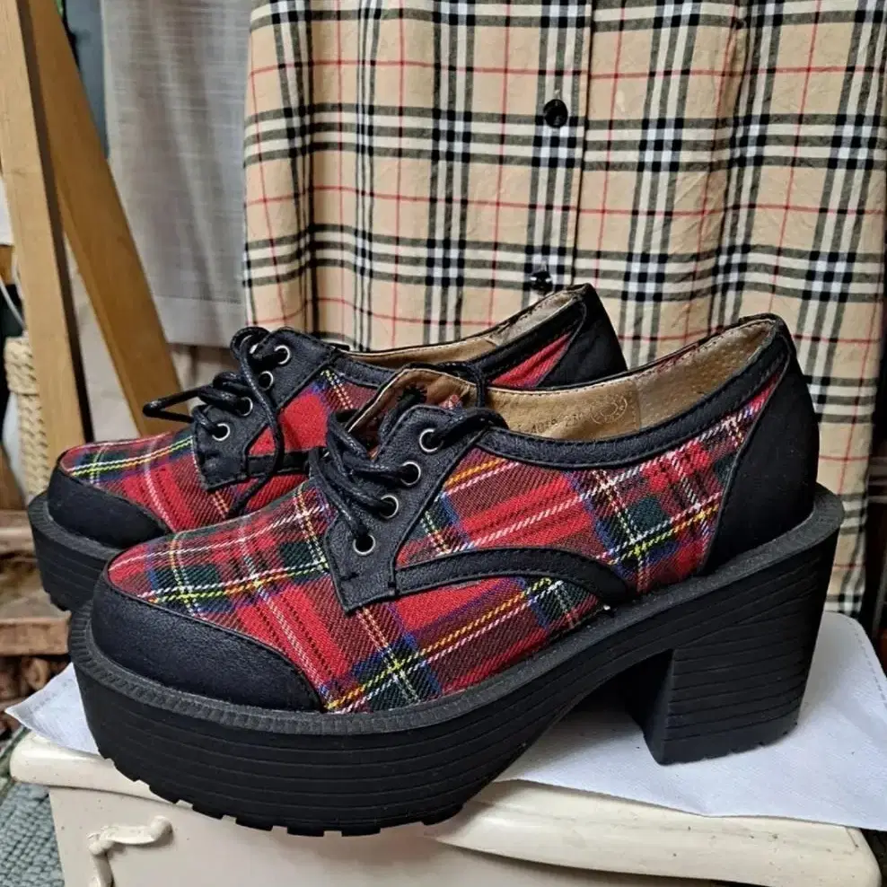 Red check shoes