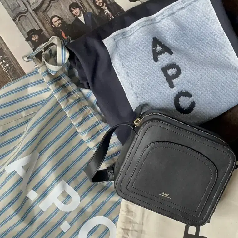 APC 아페쎄 가방 19만원