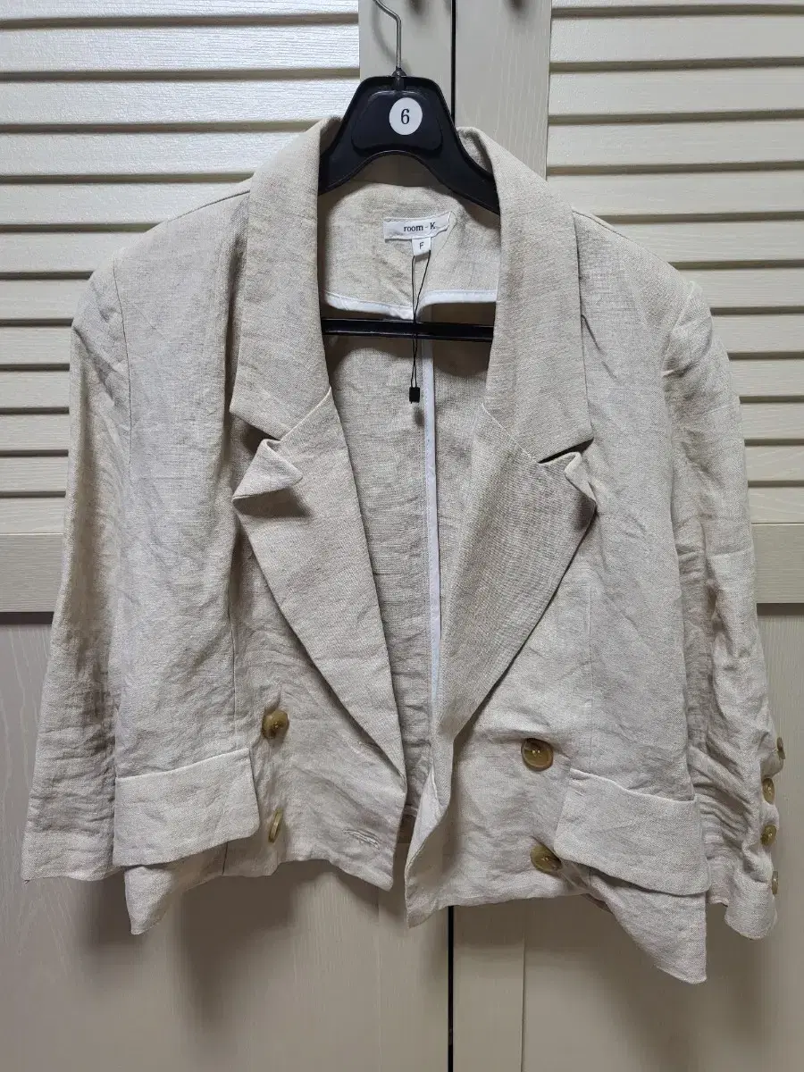 (Sell at less than half price) Jacket