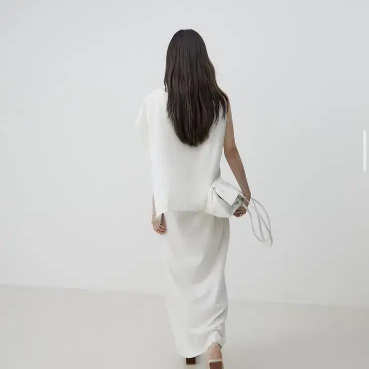 르에 lea unbal cover dress