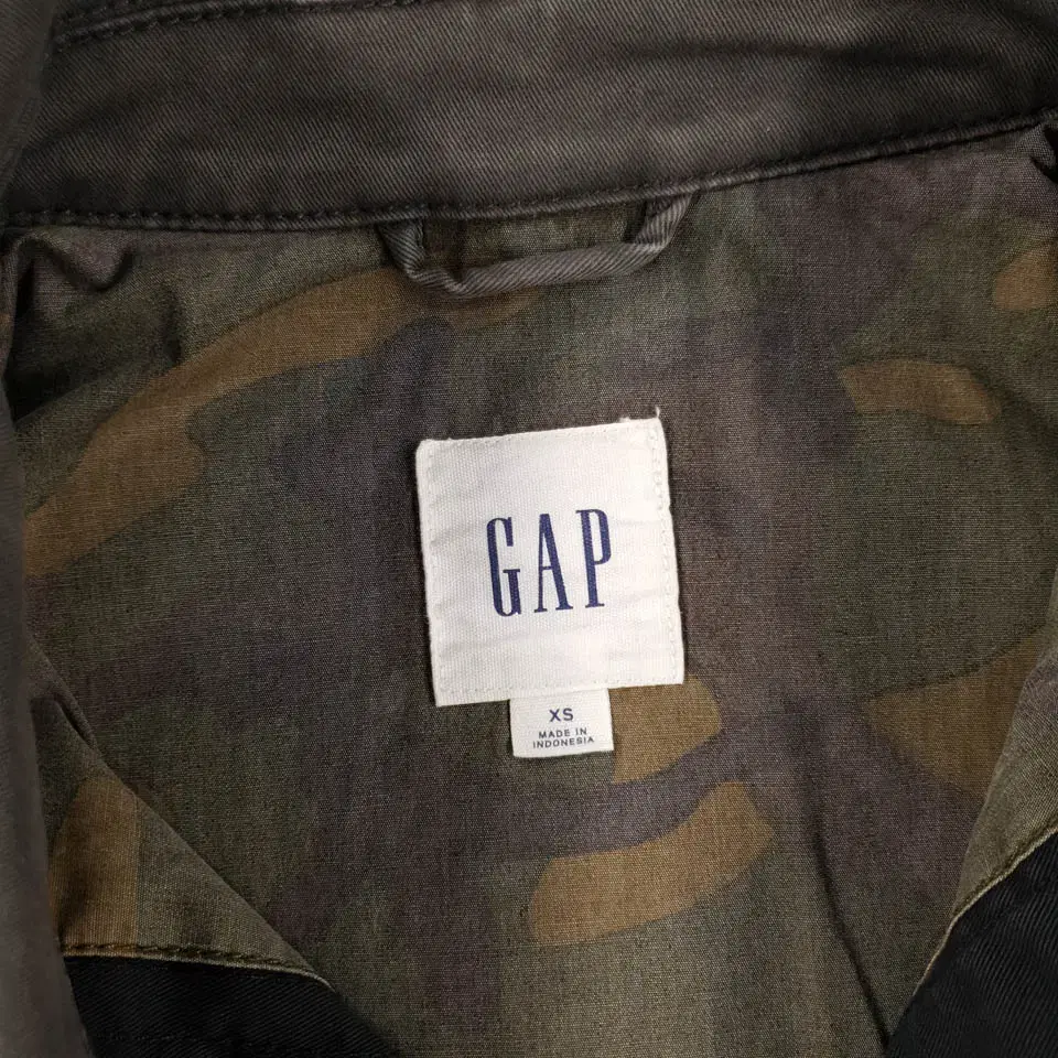 GAP 갭 그레이 블랙 포포켓 이너 카모패턴 필드자켓  SIZE S-M