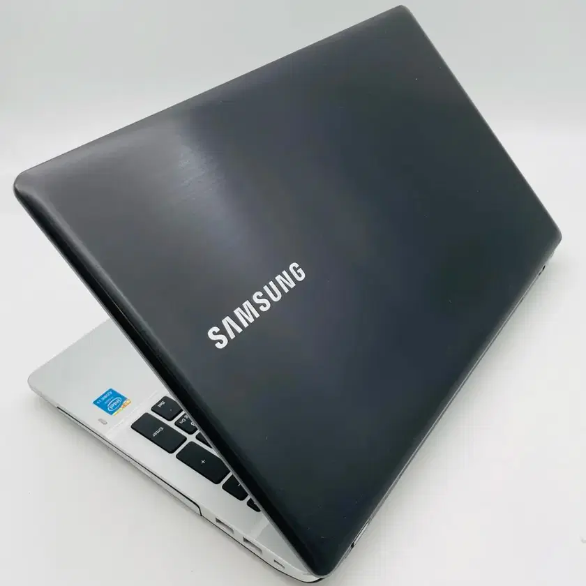 SAMSUNG 노트북,i5,롤,삼성,의정부 on Bunjang with safe global