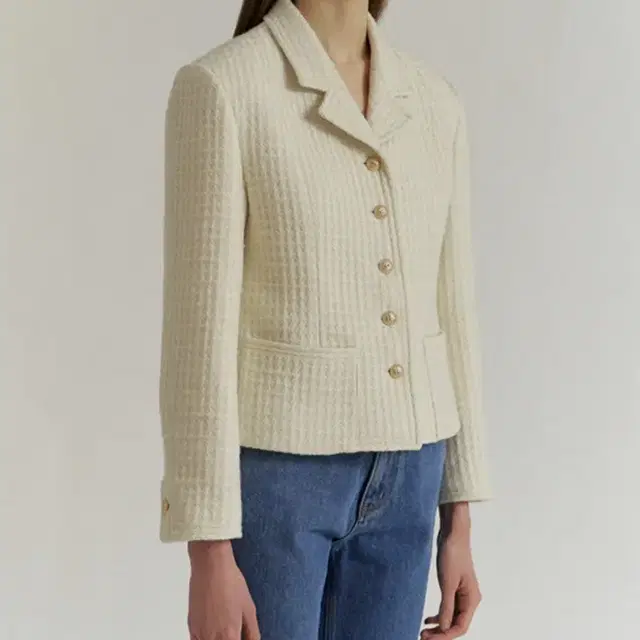 lo61 La Tulipe tweed jacket in Ivory