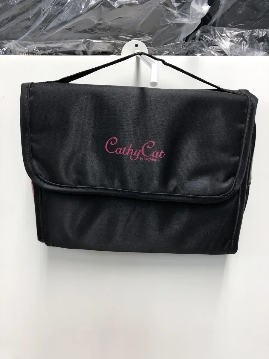 Cat Cat Folding Travel Cosmetic Pouch