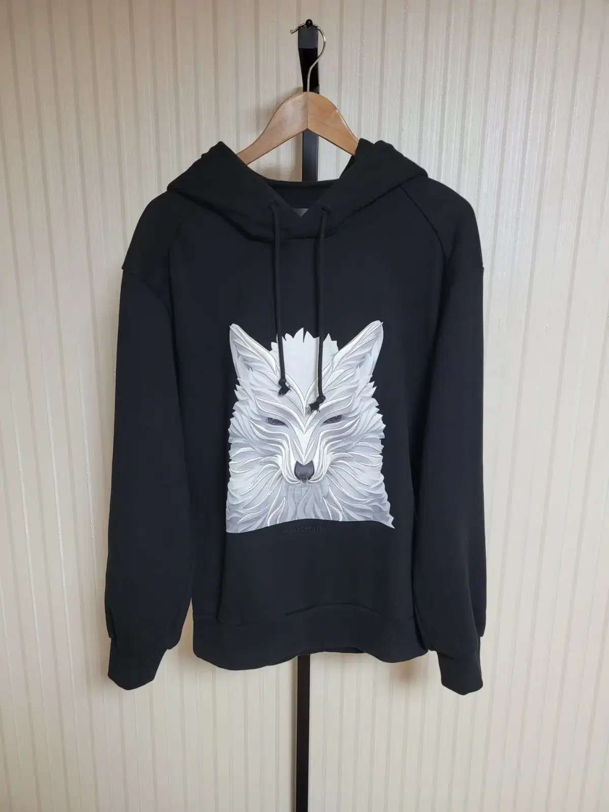 Junji X Shkret Maxim Wolf Embroidered Hoodie 46