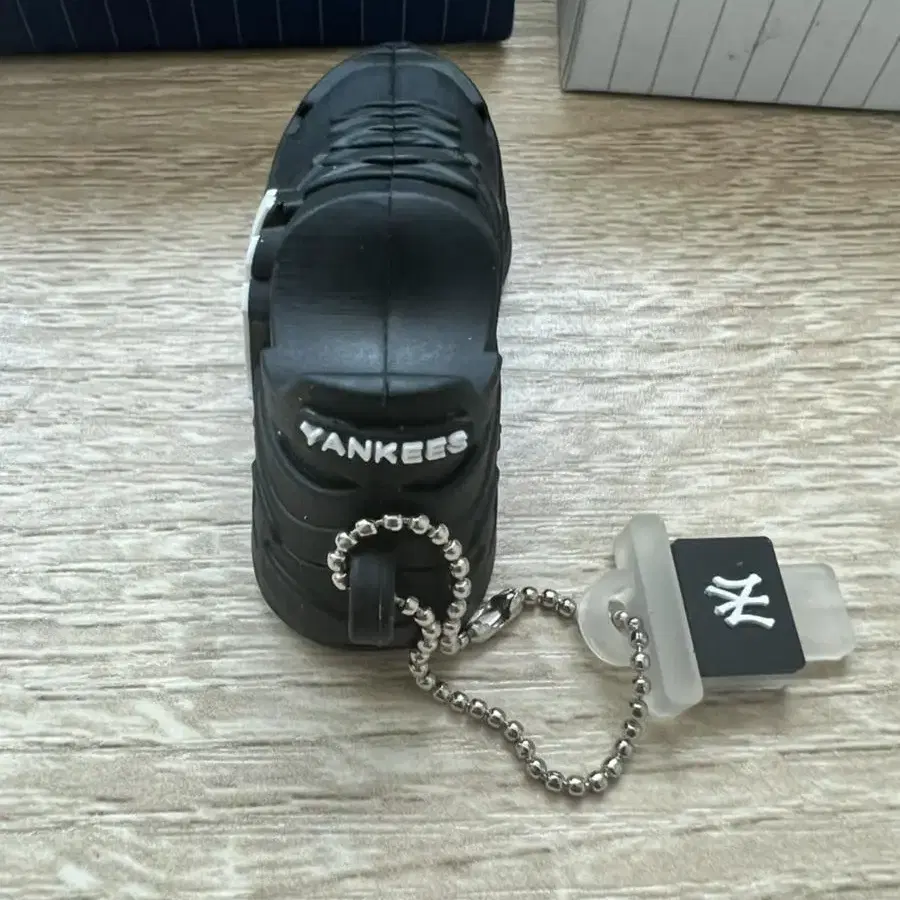 엠엘비 빅볼청키 USB