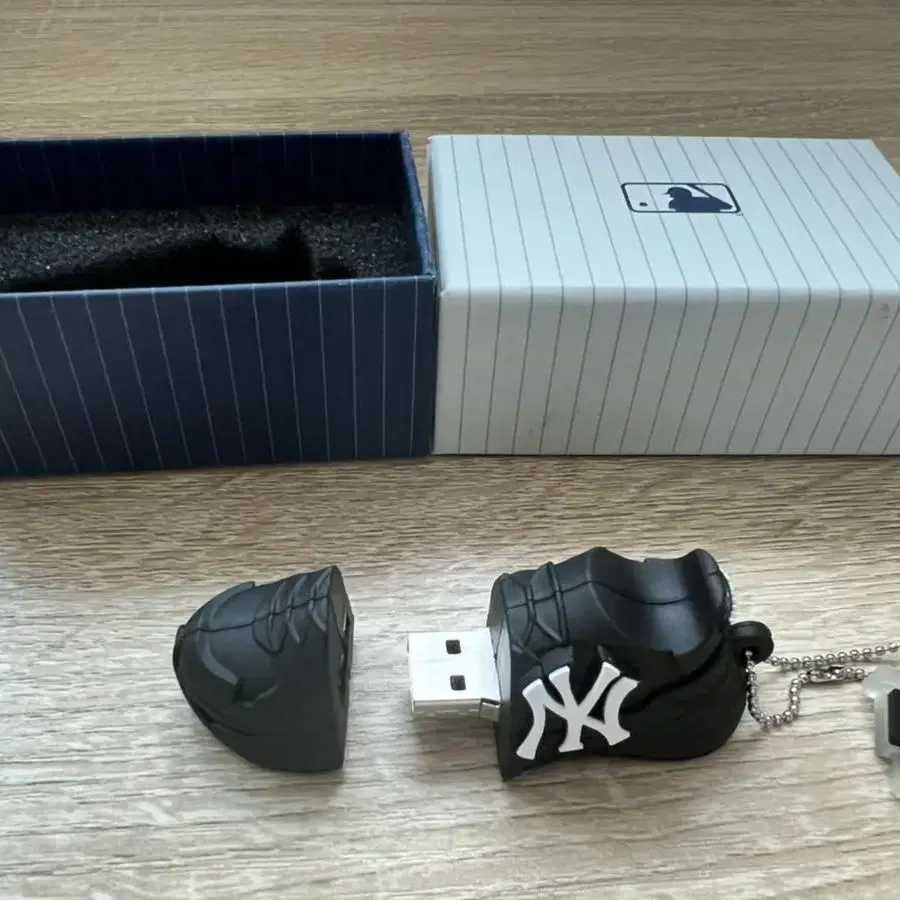 엠엘비 빅볼청키 USB