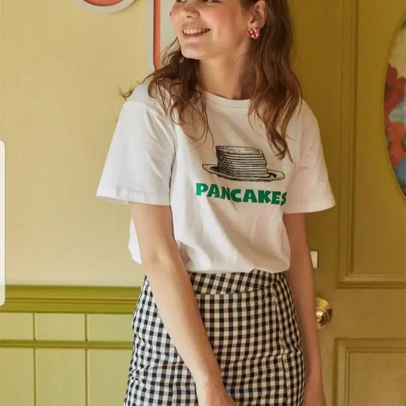 [김세정,송지효] 러브이즈트루 DE PANCAKE TEE (white)