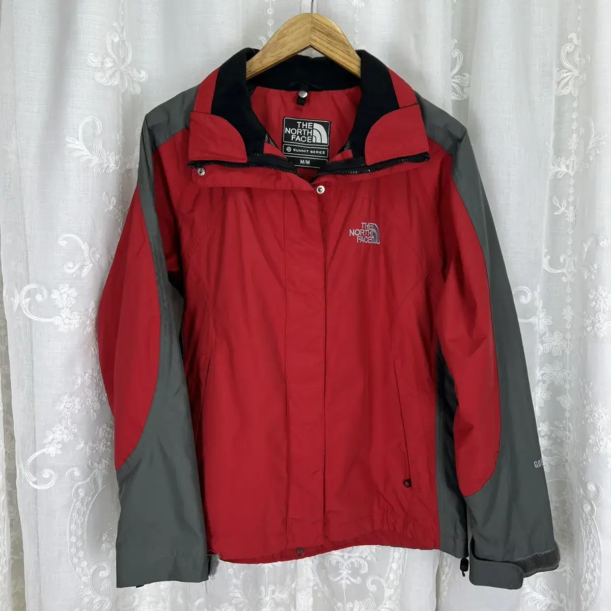 The North Face Red Bamak