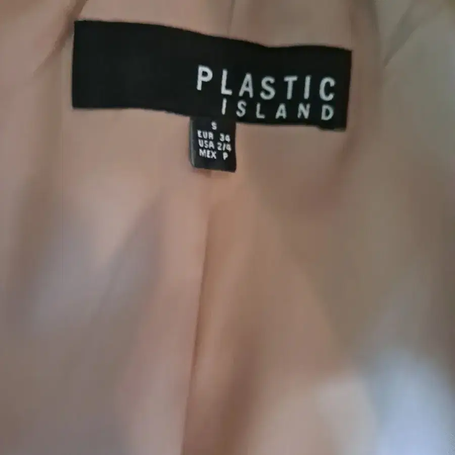 plastic island 모직 코트