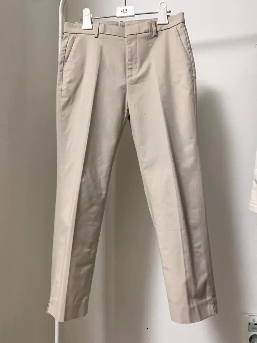 UNIQLO Pants Trousers / 25