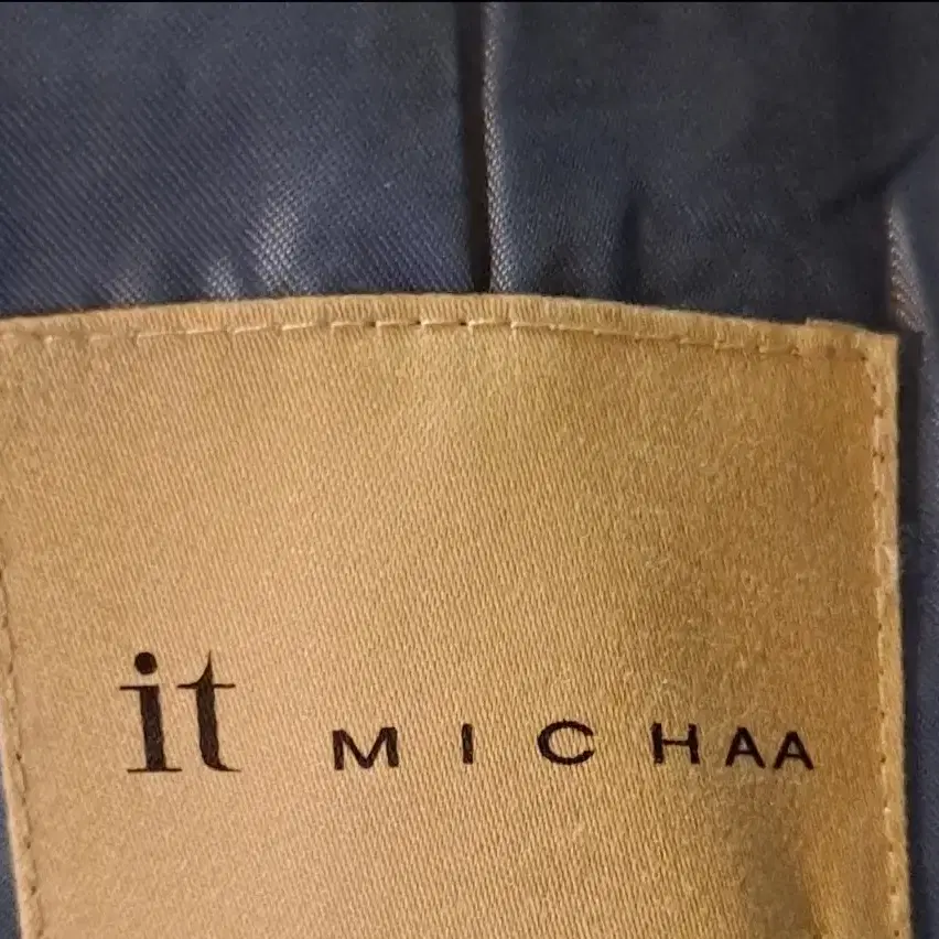 it Michaa 반코트