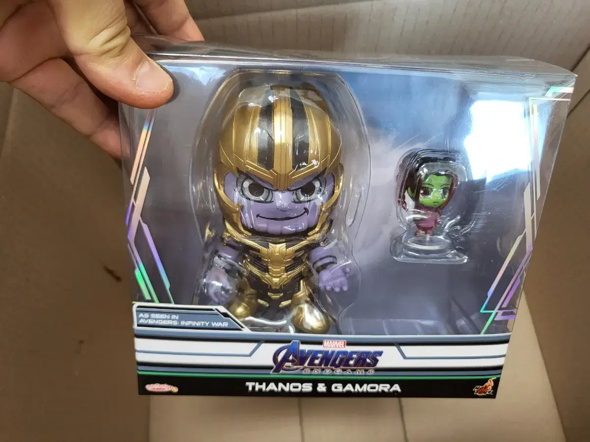 [New] Hot Toys Thanos WTS