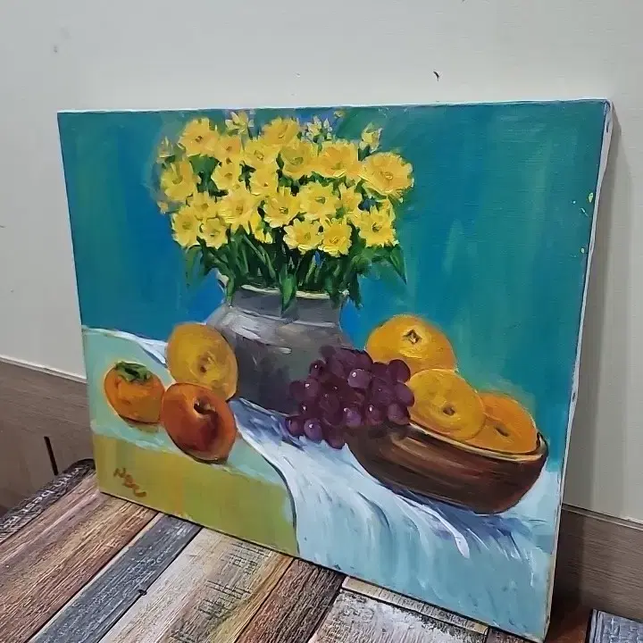 정물 유화 그림 테이블위에 꽃과 과일