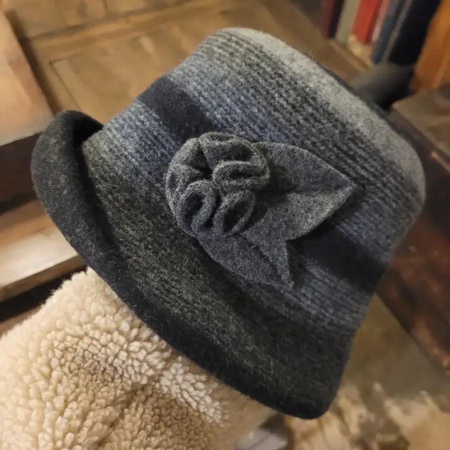 wool100% 모직 버킷햇 중절모(사이즈조절)