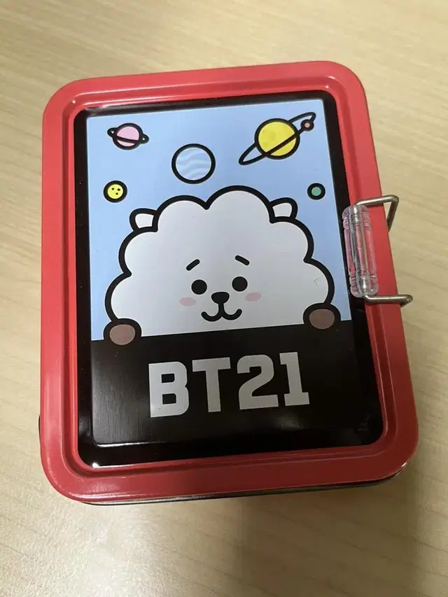 방탄 bt21 알제이 틴케이스 퍼즐 팔아요!