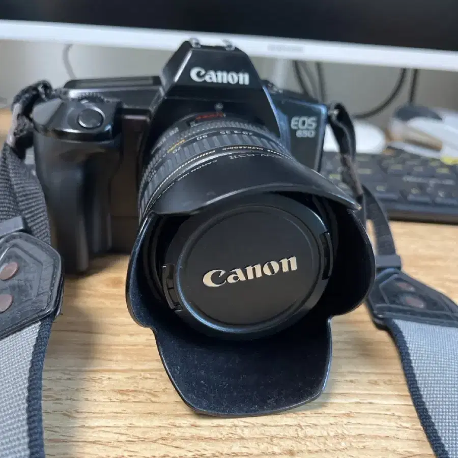 케논 EOS650 필름카메라와 28-105mm zoom lens판매