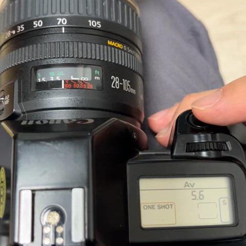 케논 EOS650 필름카메라와 28-105mm zoom lens판매