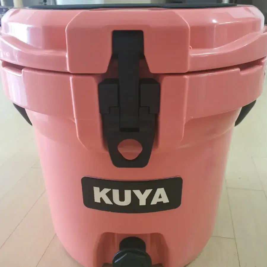 캠핑 쿠야 KUYA 워터저그 9.5L (코랄색상)