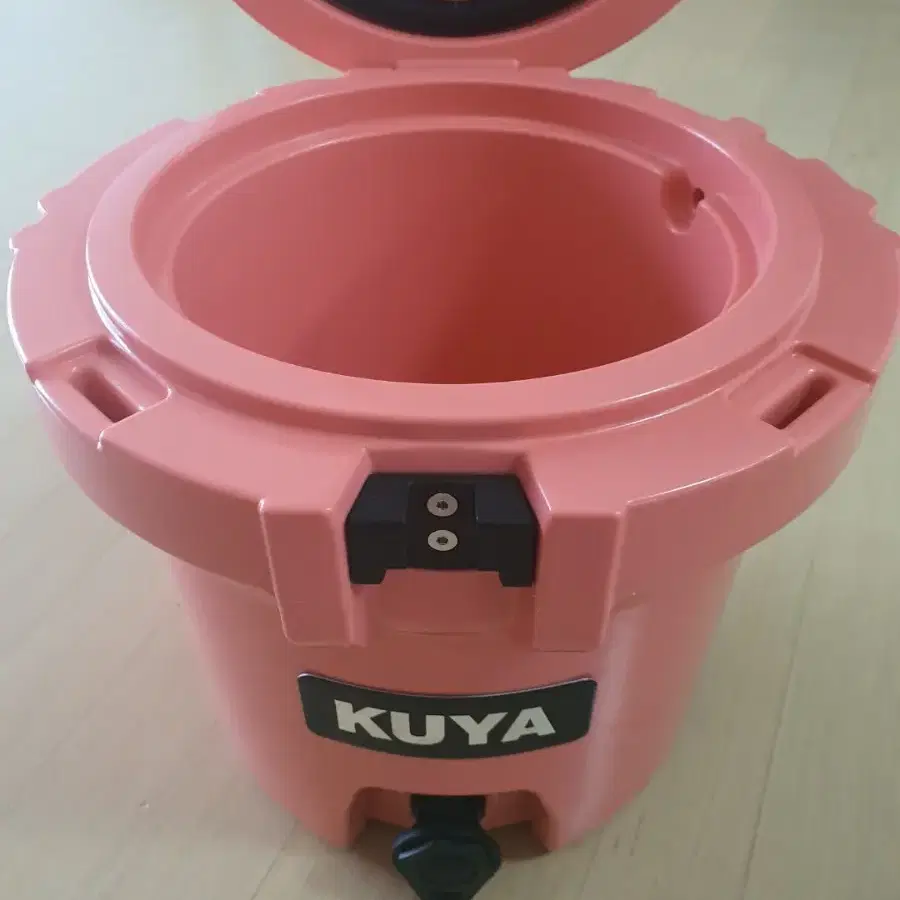 캠핑 쿠야 KUYA 워터저그 9.5L (코랄색상)