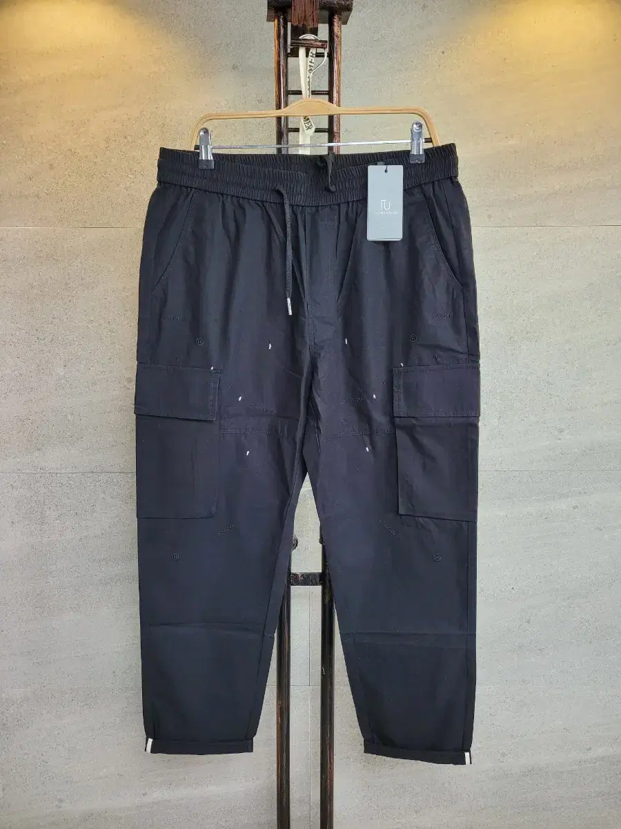 Black cargo! Pants! Minimalist embroidery!