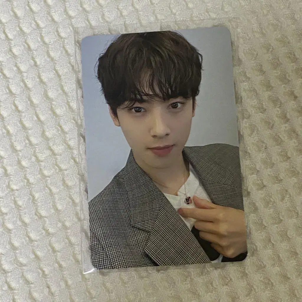 Astro concert md cha eunwoo necklace photocard