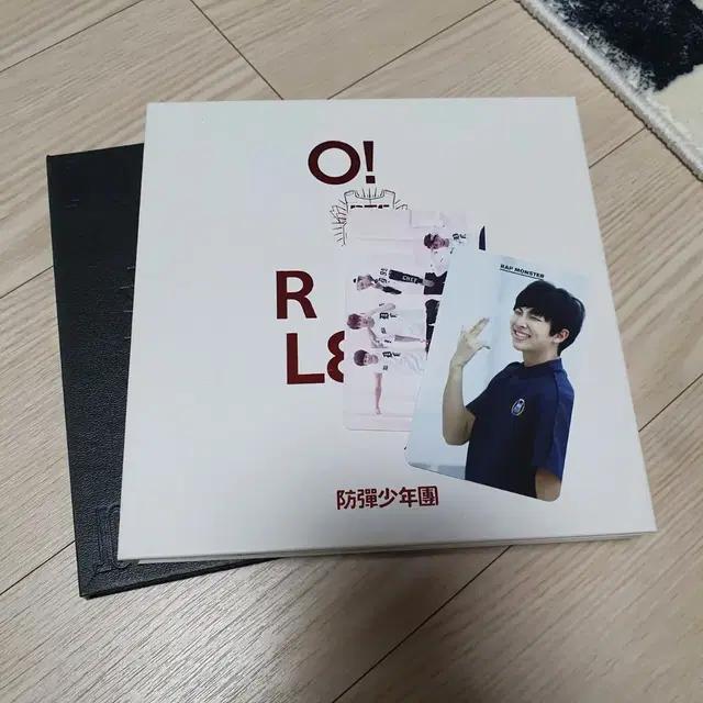 방탄소년단 투쿨포스쿨 O RUL8 2  앨범 및 포카