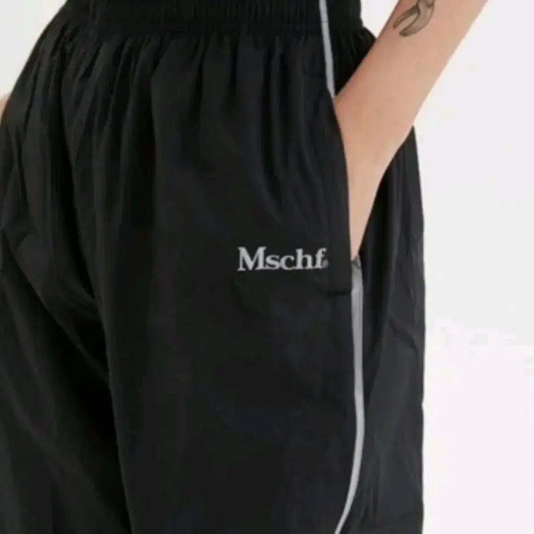 미스치프 19ss drawstring runner pants black/