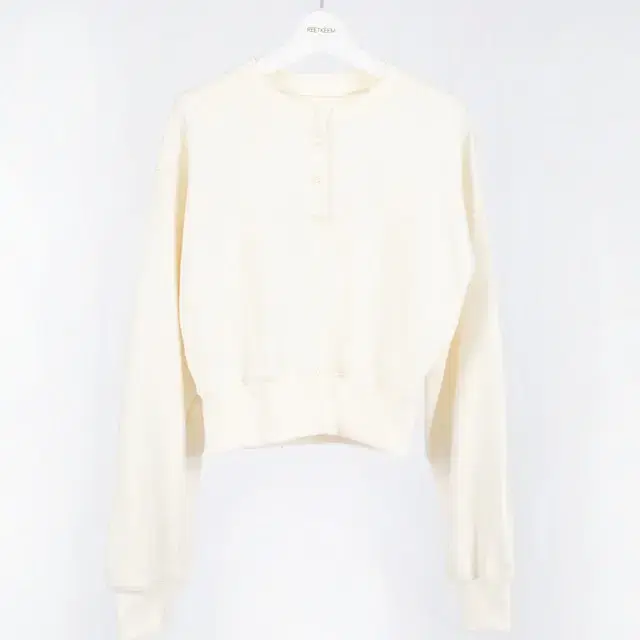 릿킴 button cropped sweatshirt